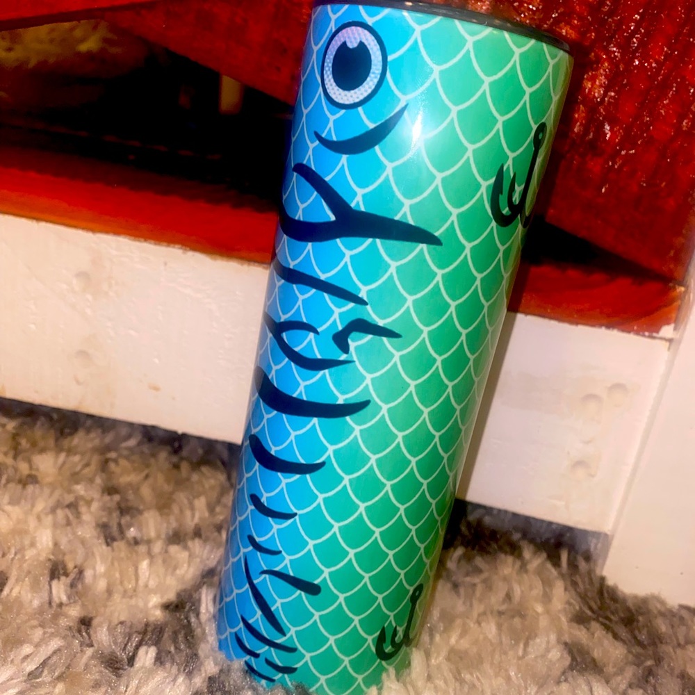 Fishing lure tumbler